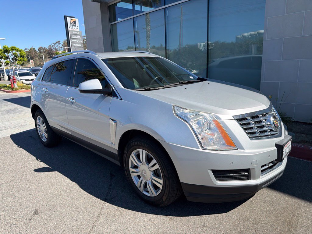 Used 2014 Cadillac SRX Luxury FWD image 3