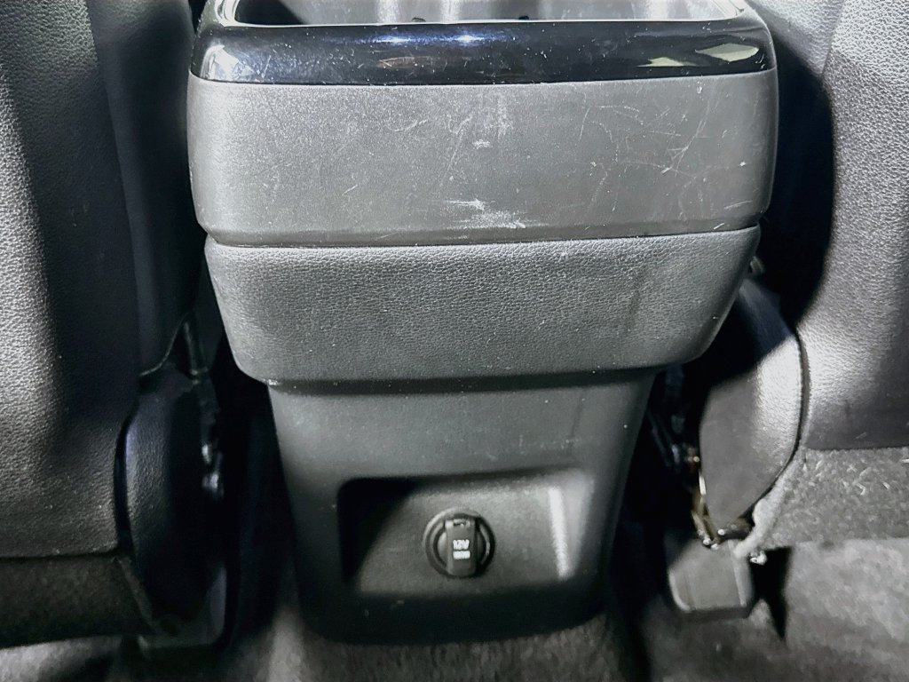 Used 2023 Kia Telluride EX w/ EX Captain's Chair Package FWD image 26