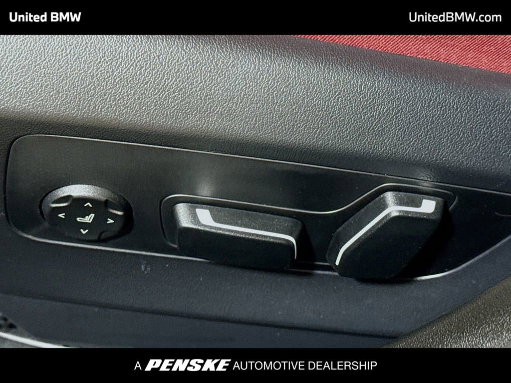 Used 2026 BMW 530i w/ Premium Package RWD image 4