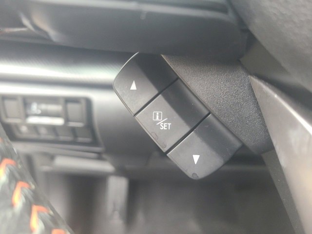 Used 2020 Subaru Crosstrek 2.0i Premium image 21