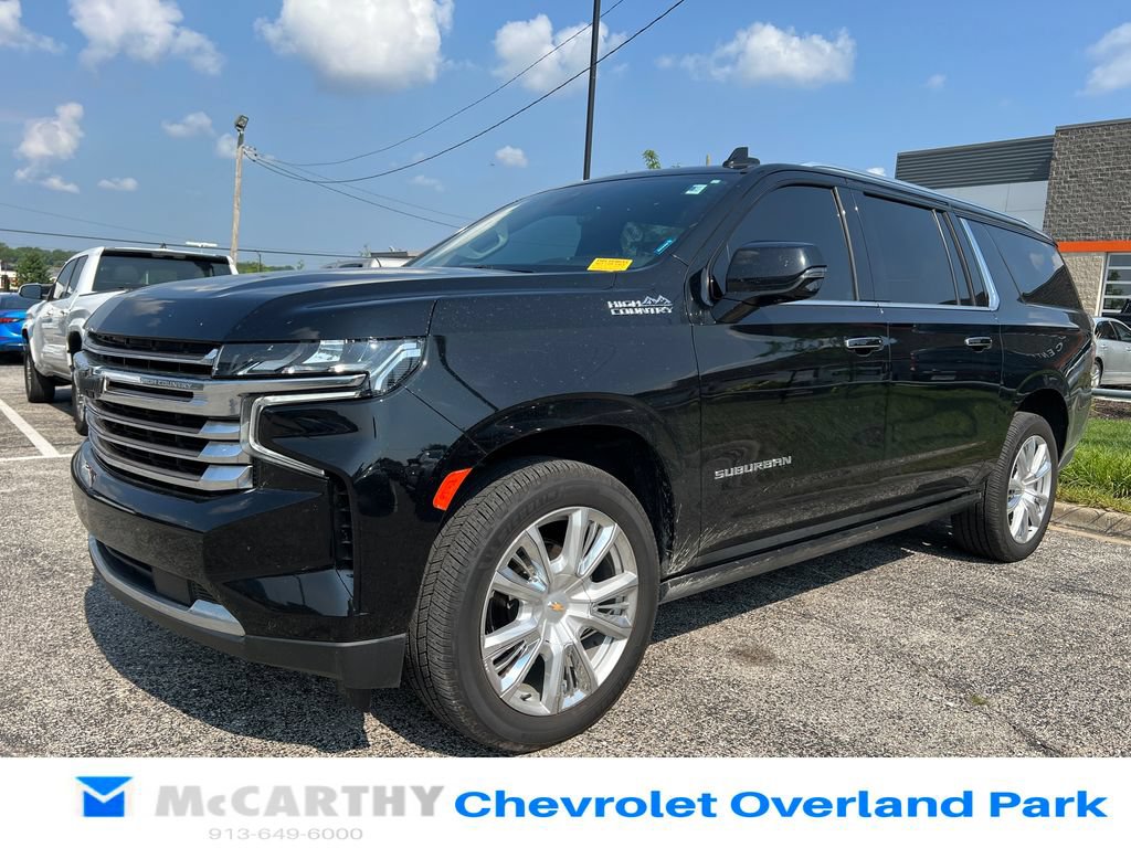 Used 2021 Chevrolet Suburban High Country w/ Premium Package AWD/4WD image 7