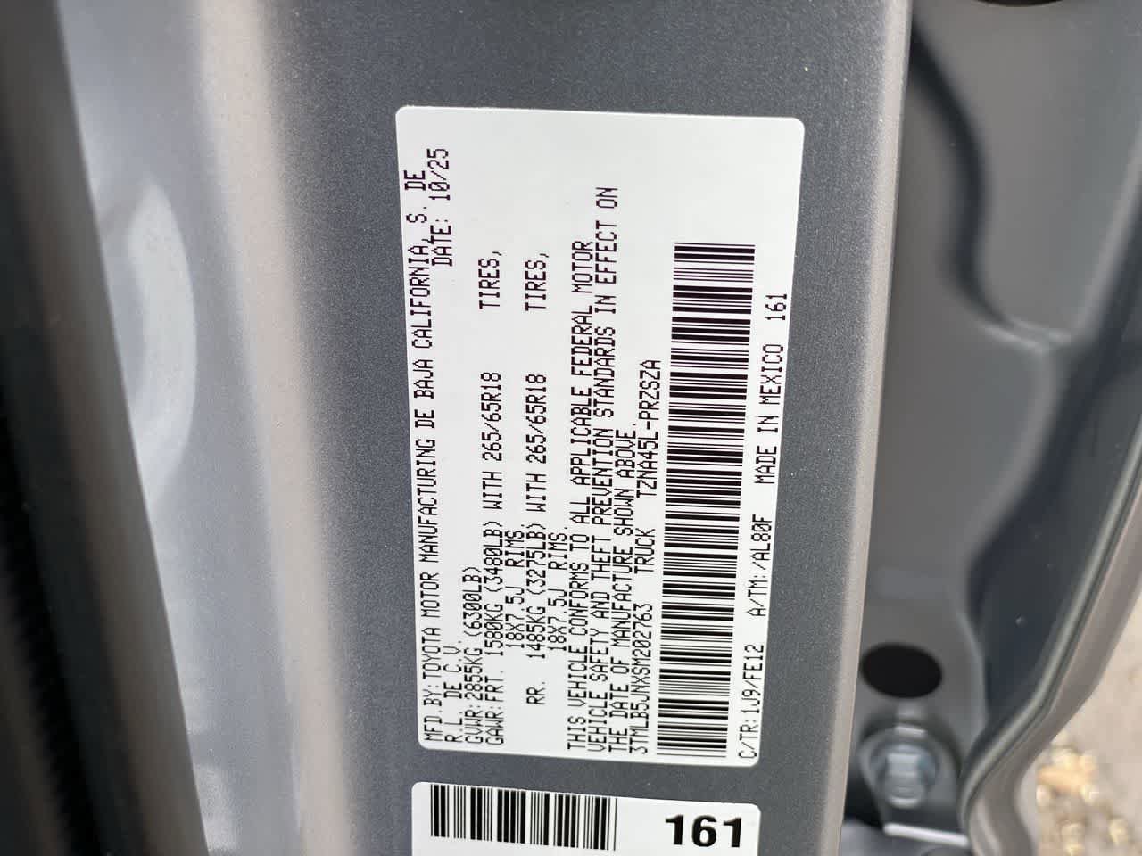 Used 2025 Toyota Tacoma TRD Sport AWD/4WD image 28