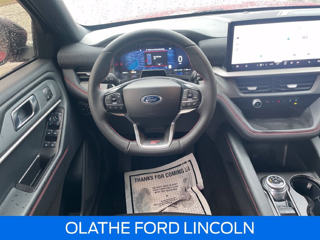 Used 2026 Ford Explorer ST AWD/4WD image 15