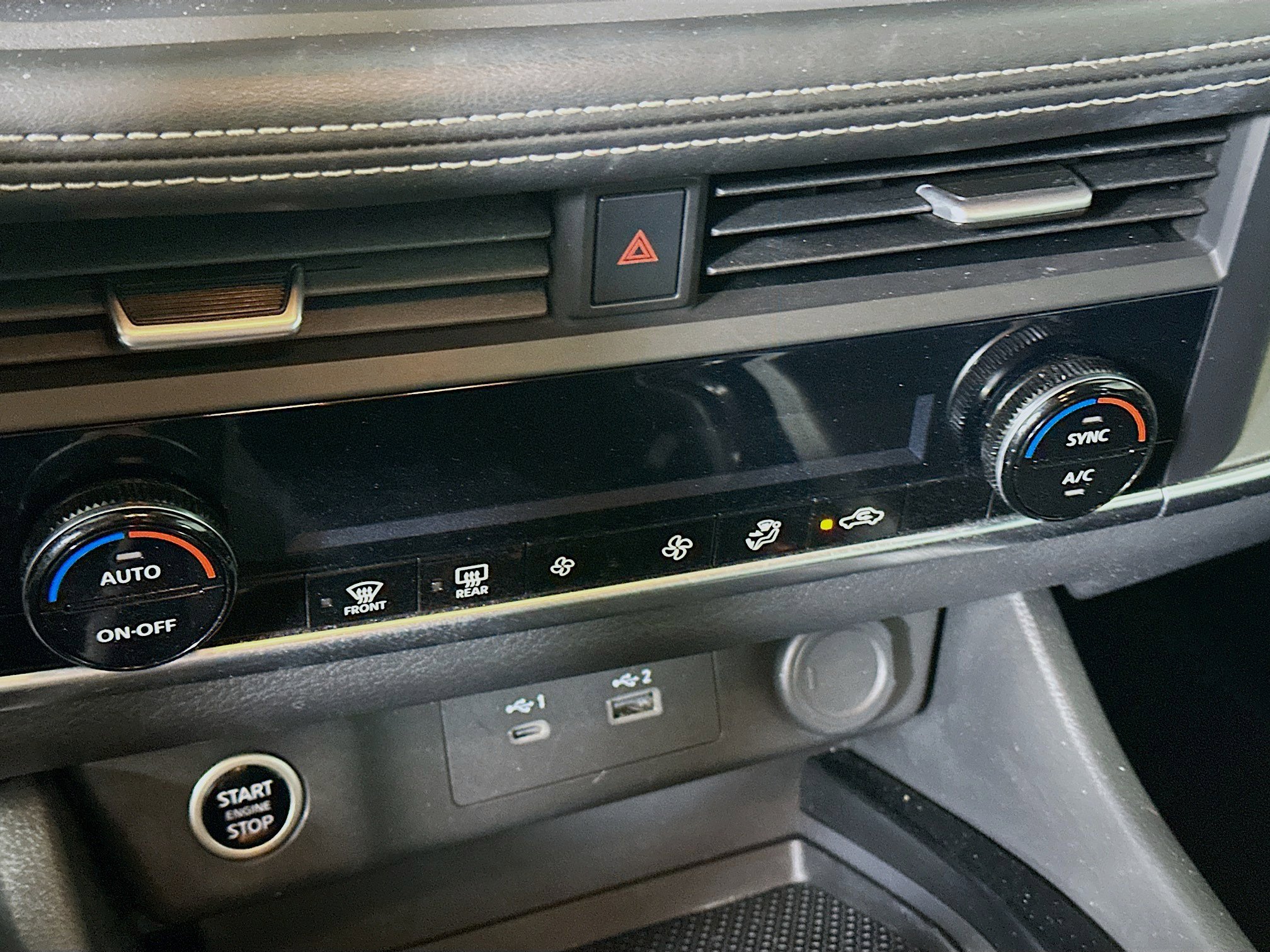 Used 2023 Nissan Rogue SV FWD image 23