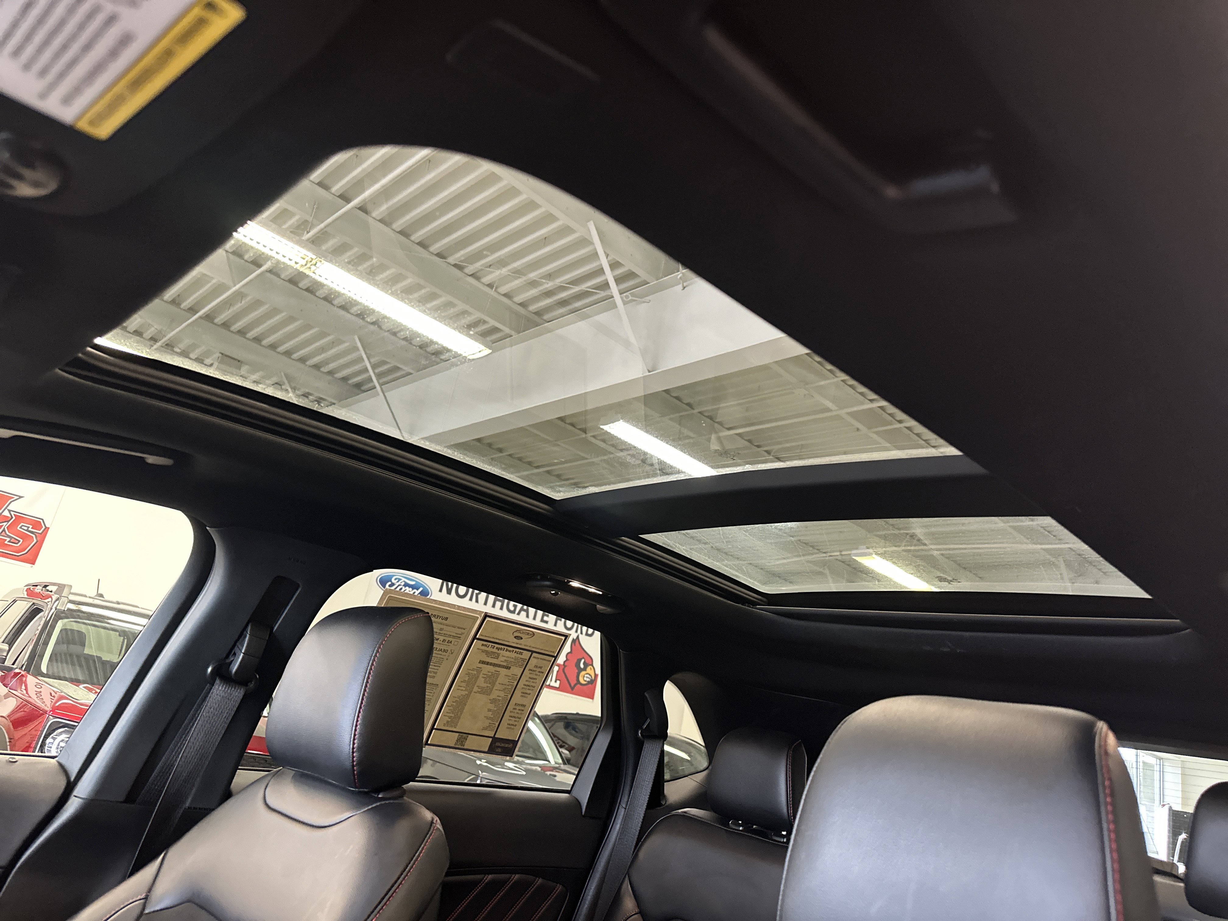 Used 2024 Ford Edge ST-Line image 4