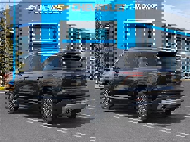 New 2026 Chevrolet Traverse LT w/ Driver Confidence Package image 3