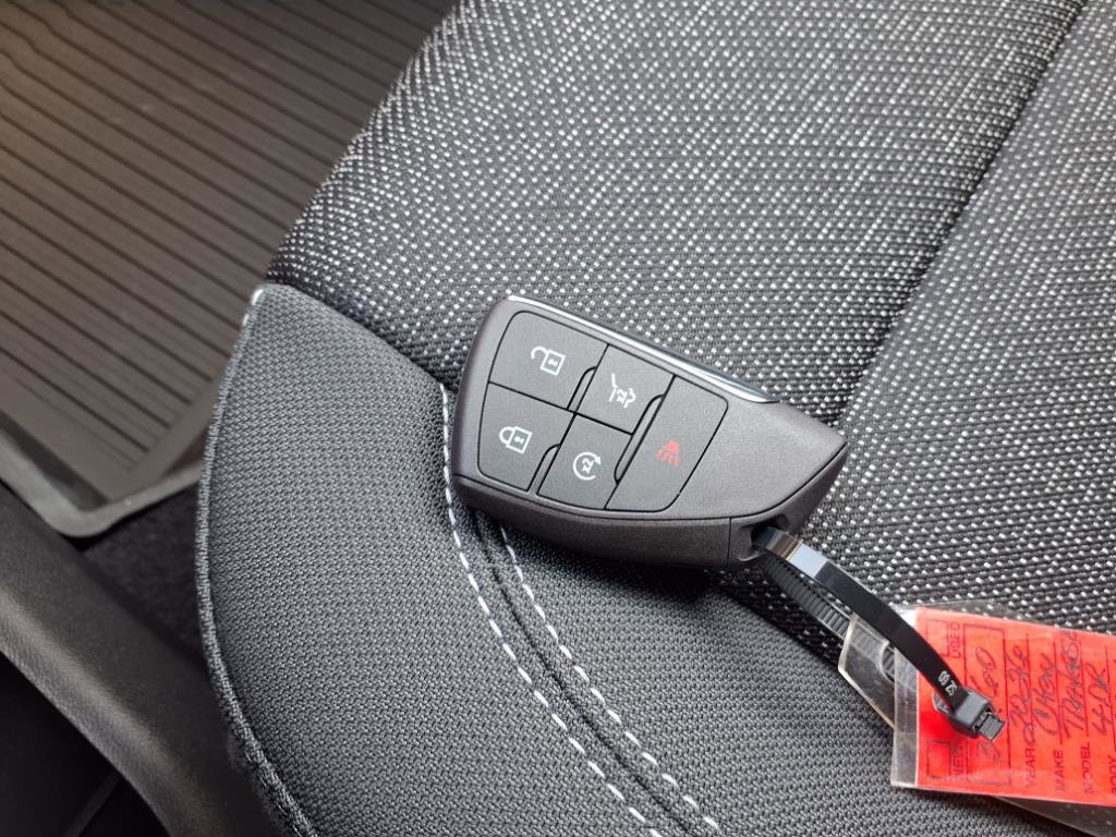 New 2026 Chevrolet Traverse LT w/ Enhanced Driving Package image 15