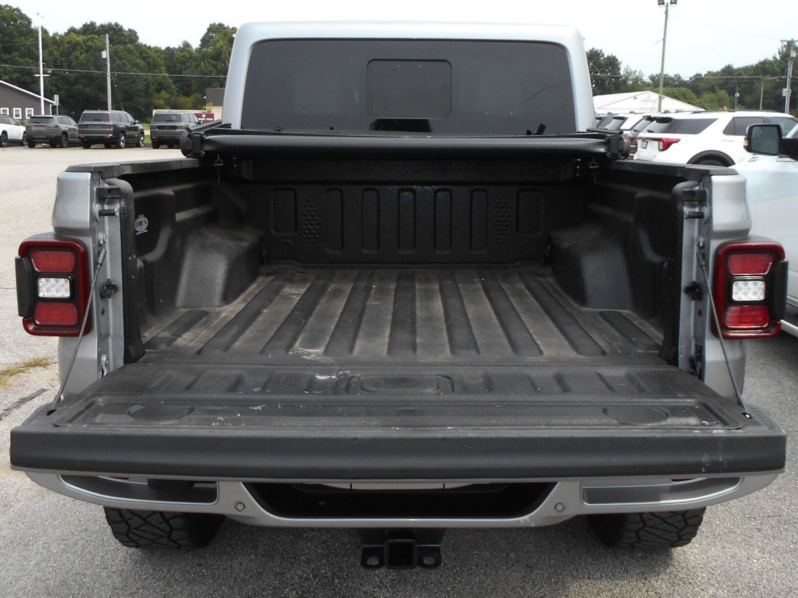 Certified 2021 Jeep Gladiator Overland AWD/4WD image 24