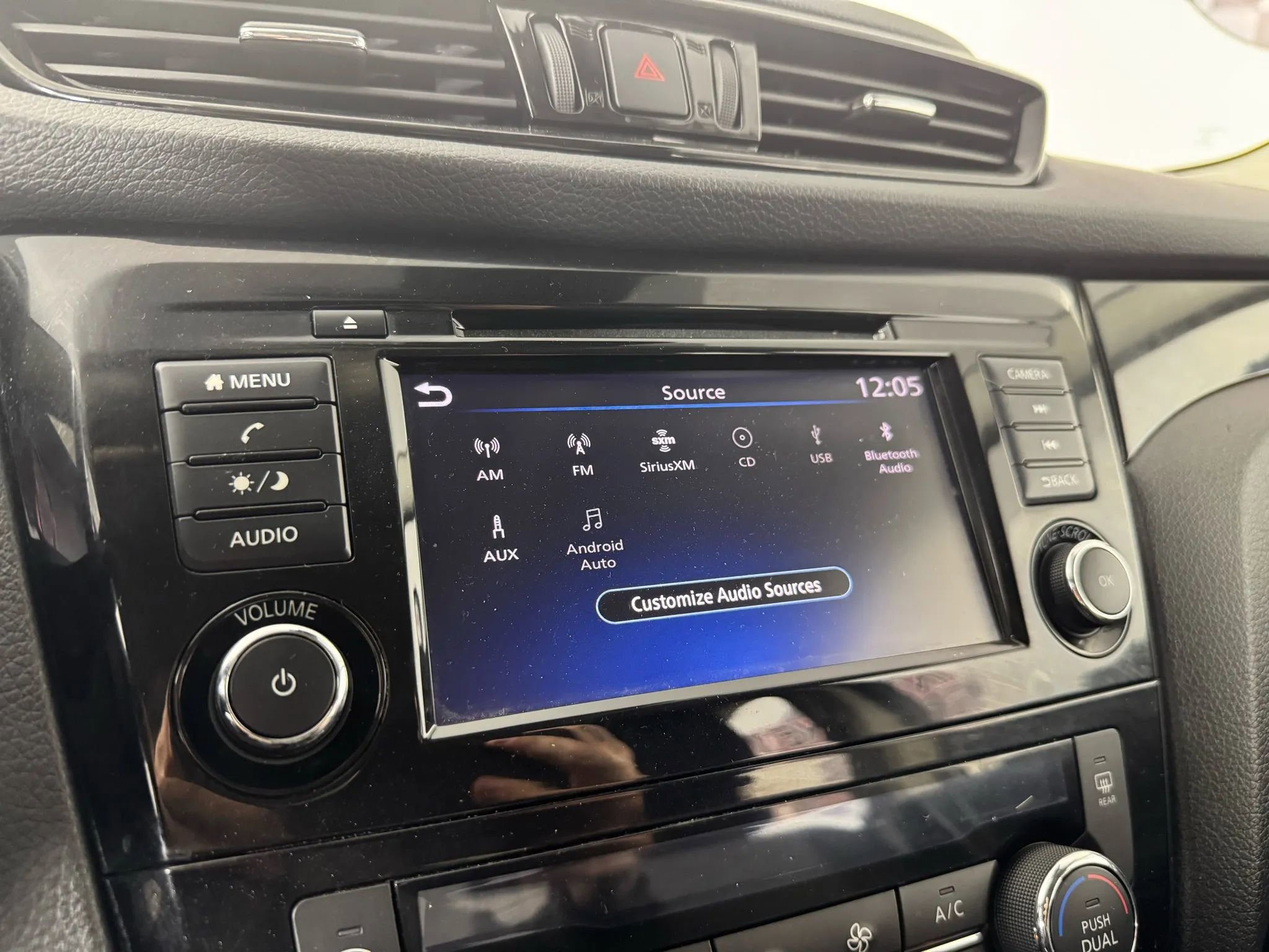 Used 2021 Nissan Rogue Sport SV image 20