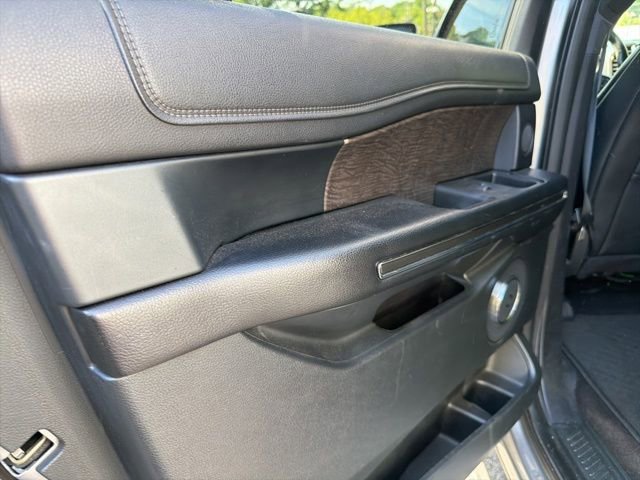 Used 2021 Ford Expedition Max Limited AWD/4WD image 20