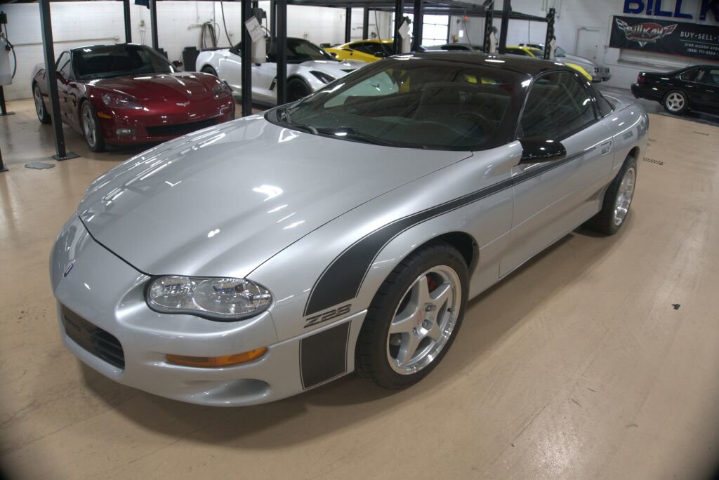Used 1999 Chevrolet Camaro Z28 w/ Performance Pkg RWD image 1