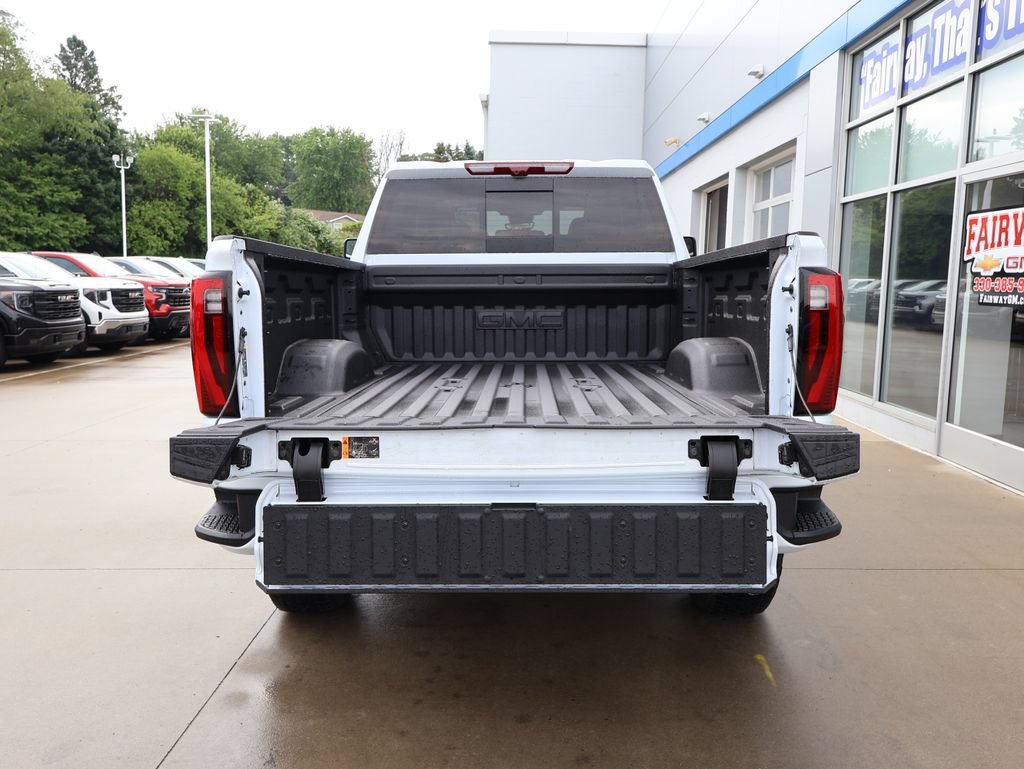 New 2026 GMC Sierra 3500 Denali Ultimate w/ LPO, Black Badging Package AWD/4WD image 37