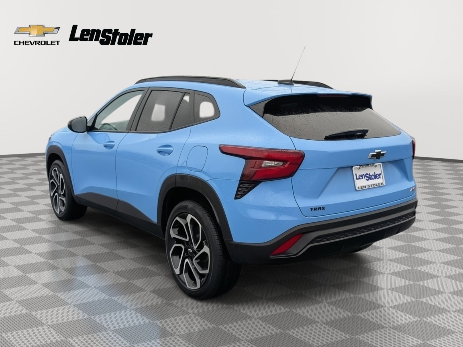 Used 2024 Chevrolet Trax RS w/ Sunroof Package image 3