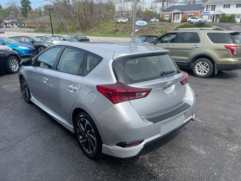 Used 2016 Scion iM FWD image 9