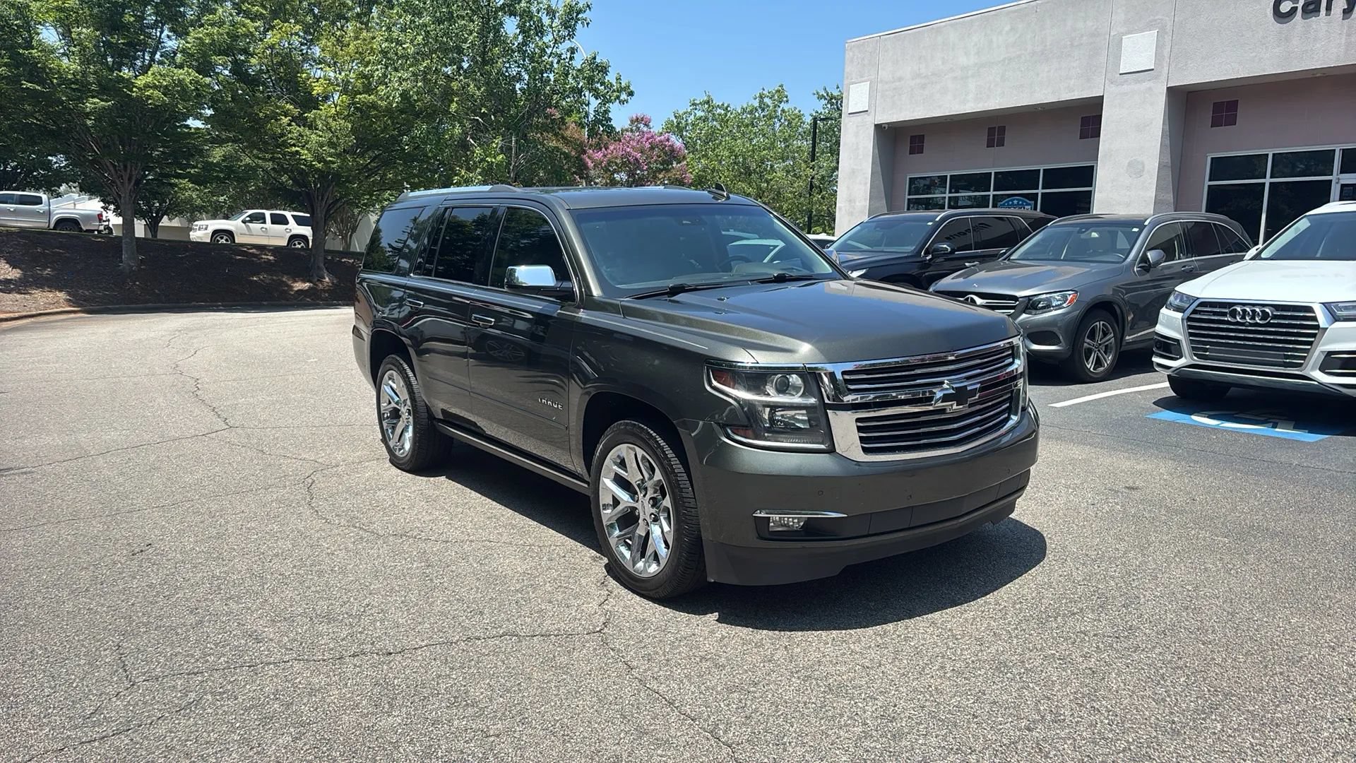 Used 2019 Chevrolet Tahoe Premier AWD/4WD image 3