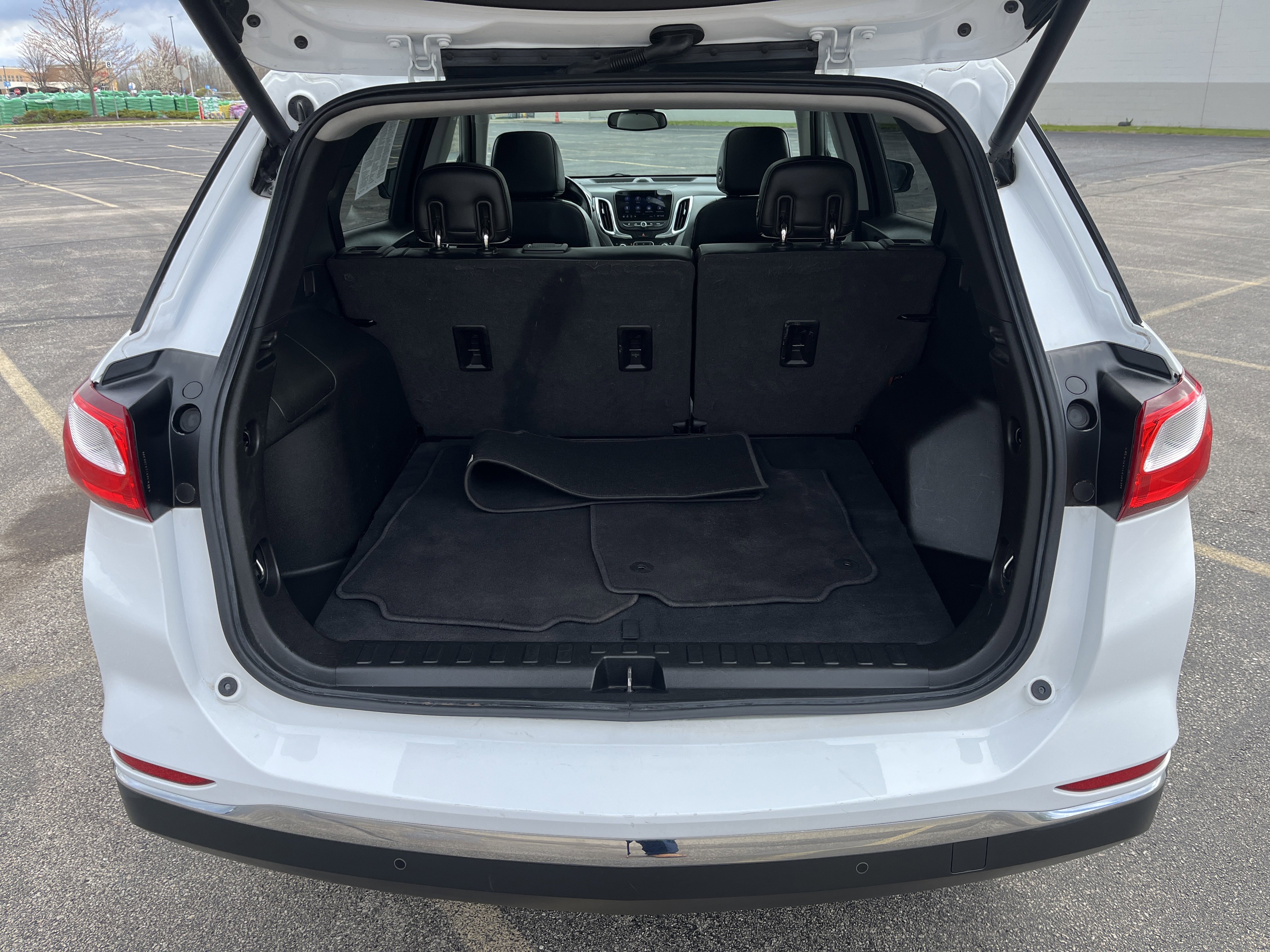 Used 2020 Chevrolet Equinox Premier AWD/4WD image 21