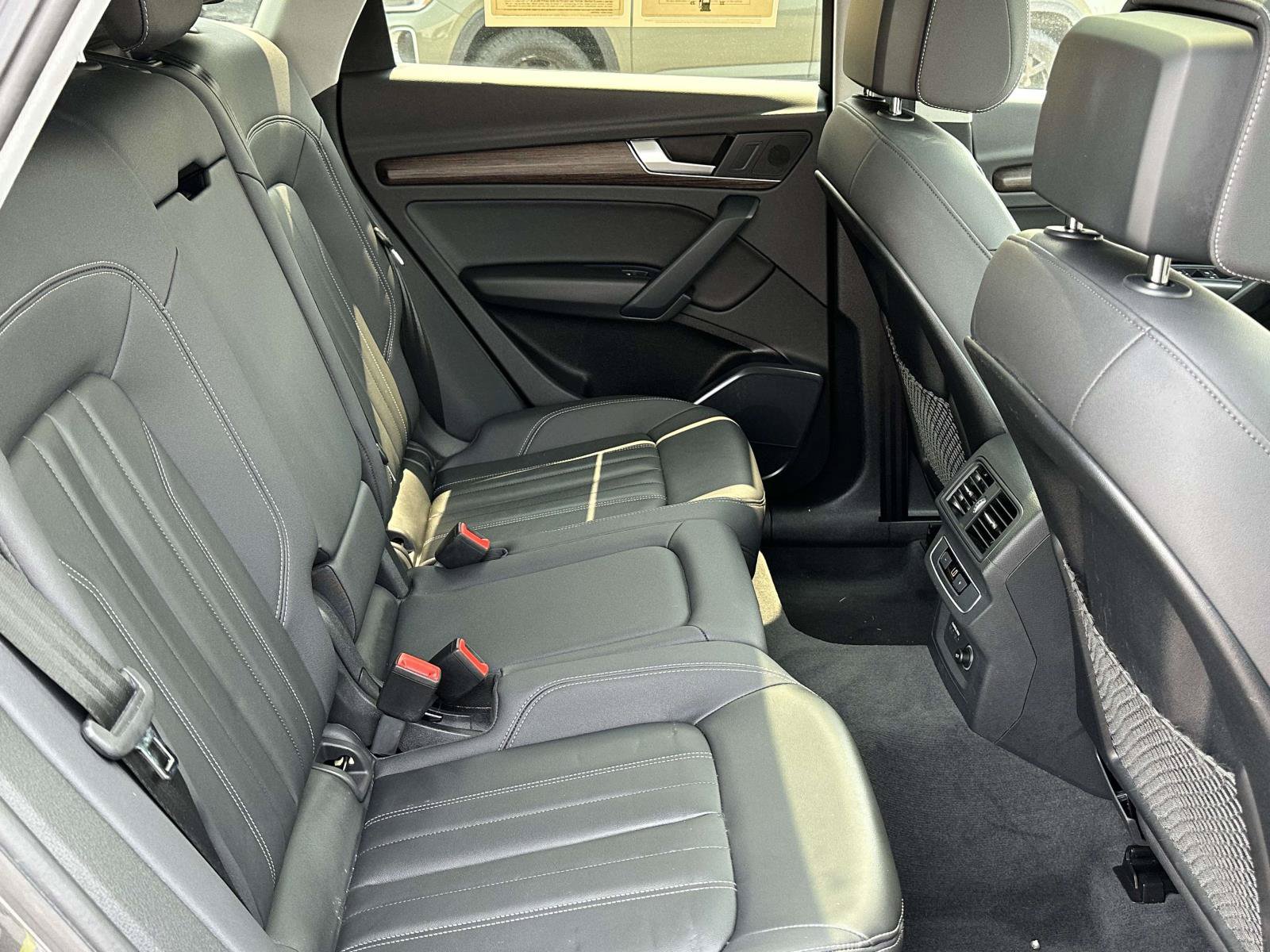 Used 2023 Audi Q5 2.0T Premium w/ Convenience Package AWD/4WD image 14