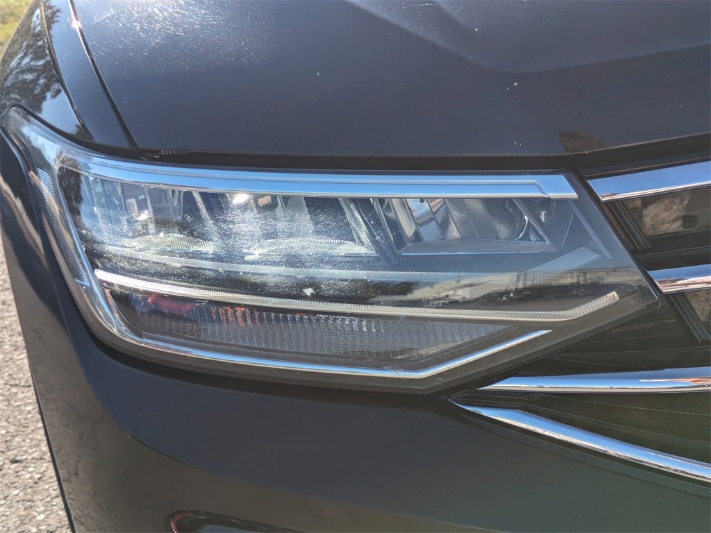 Certified 2024 Volkswagen Tiguan S image 10