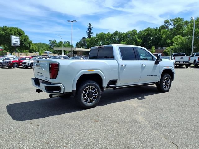 New 2026 GMC Sierra 3500 Denali Ultimate w/ LPO, Black Badging Package AWD/4WD image 3