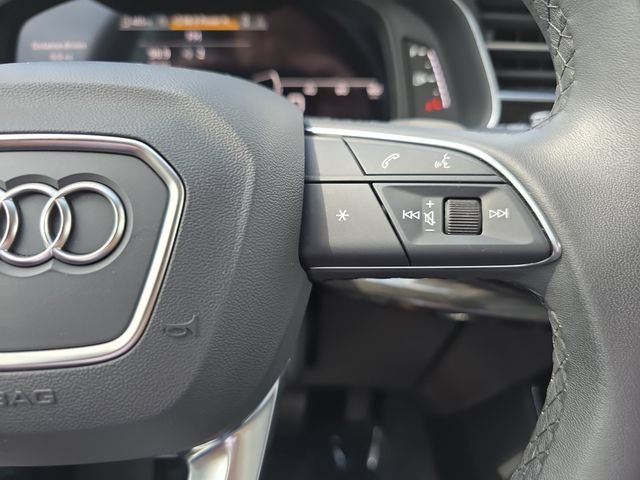 Used 2024 Audi Q7 3.0T Premium Plus AWD/4WD image 22