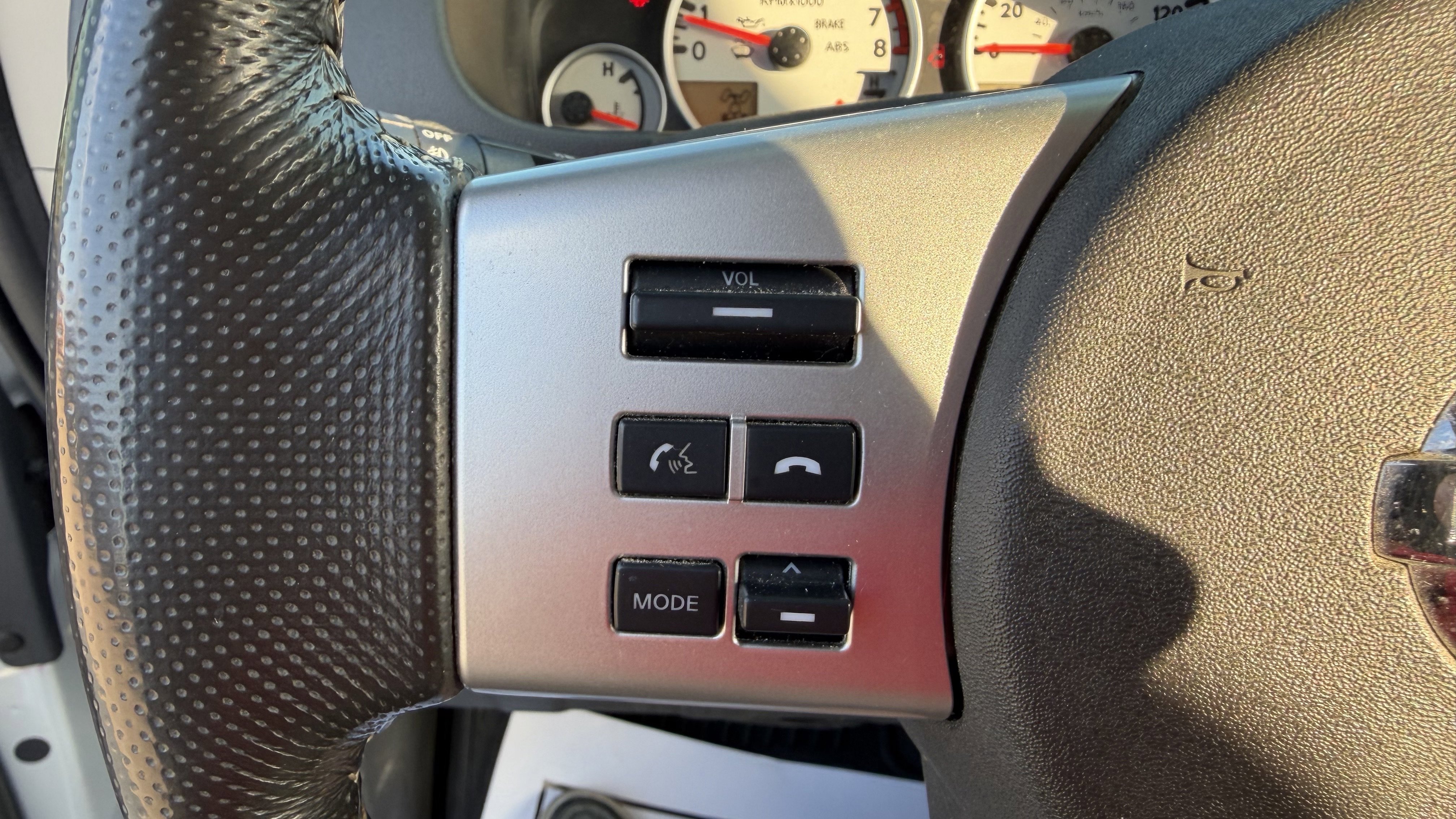 Used 2019 Nissan Frontier PRO-4X image 24