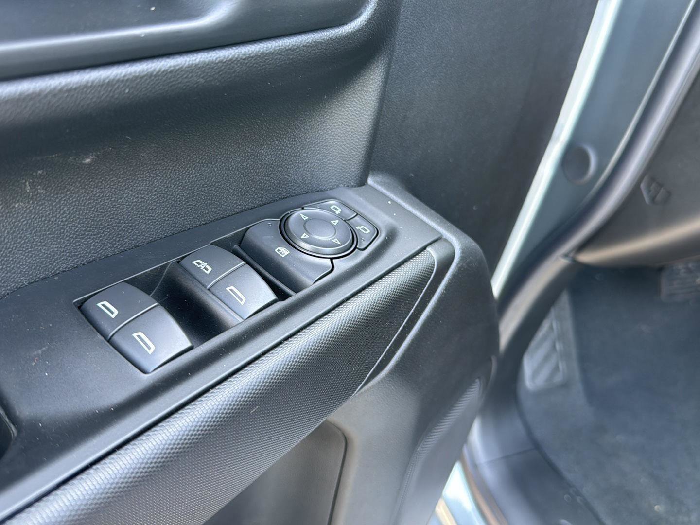 New 2026 Chevrolet Silverado 1500 Custom image 27