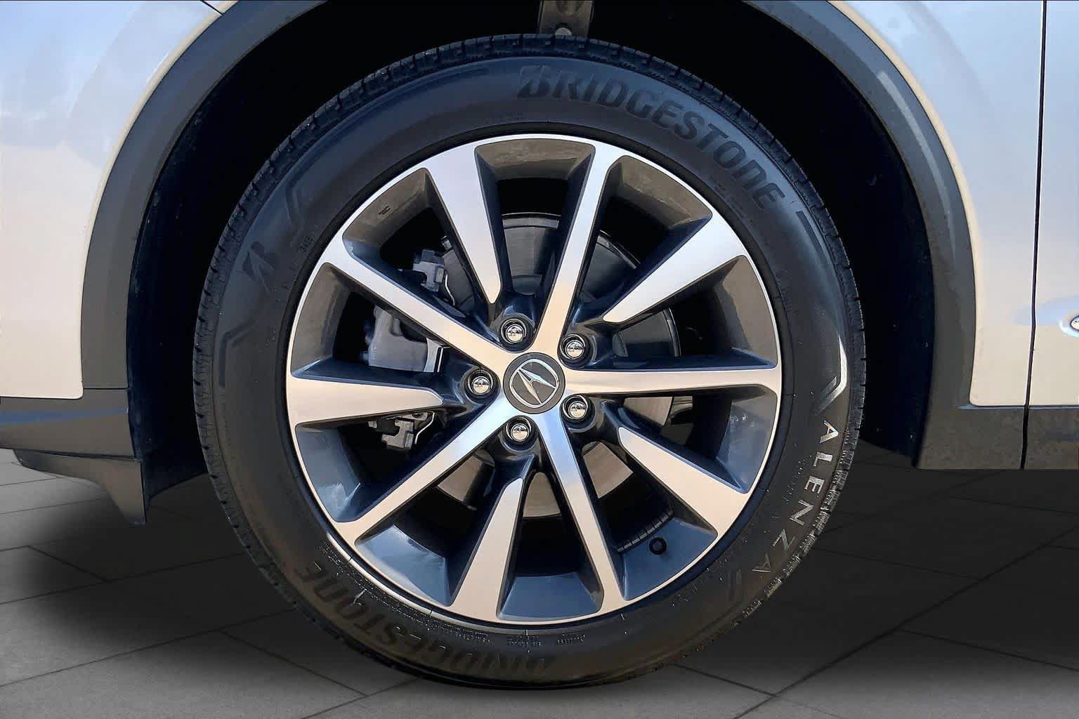 Used 2026 Acura MDX w/ Technology Package FWD image 11