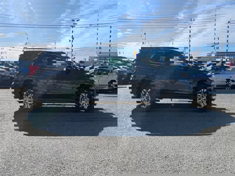 Used 2017 Chevrolet Equinox LS image 5