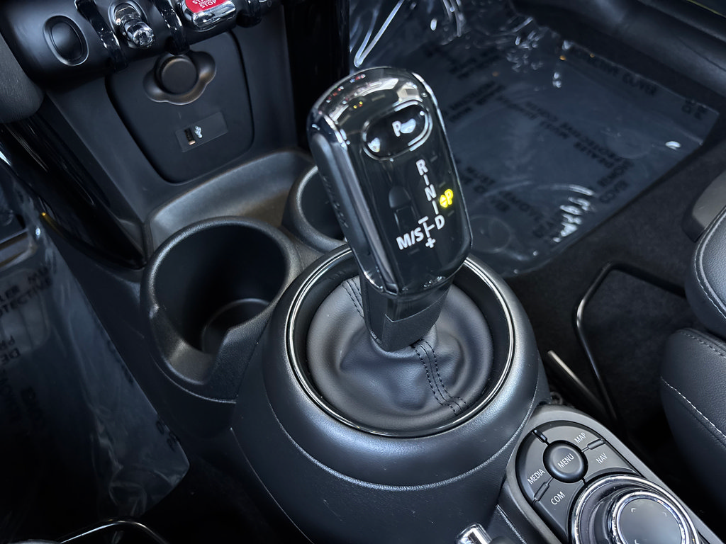 Used 2024 MINI Cooper S FWD image 21