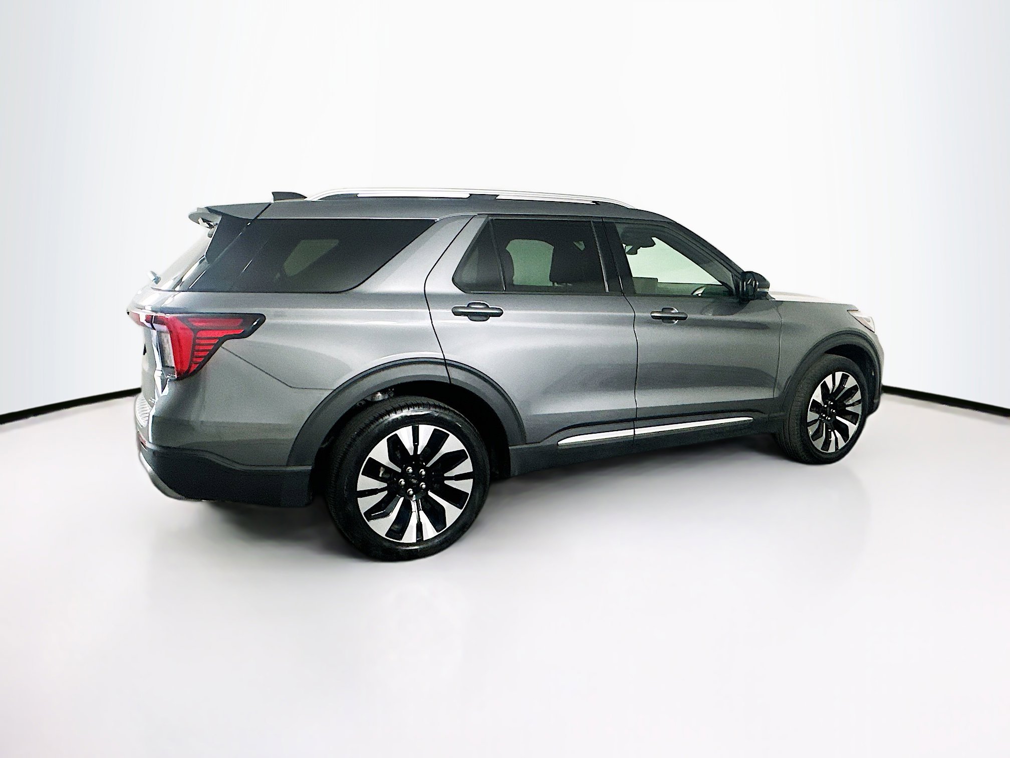 Used 2025 Ford Explorer Platinum w/ LUX Leather Package image 10