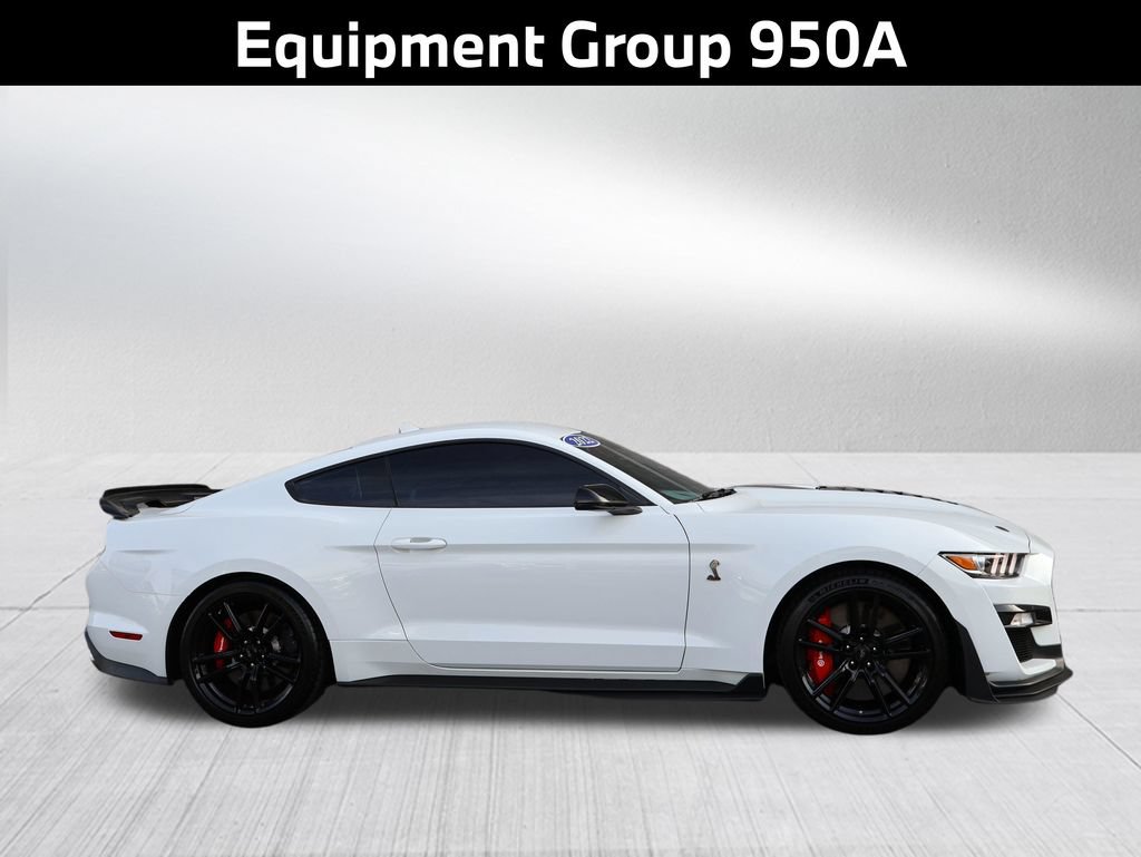 Used 2022 Ford Mustang Shelby GT500 w/ Technology Package RWD image 5