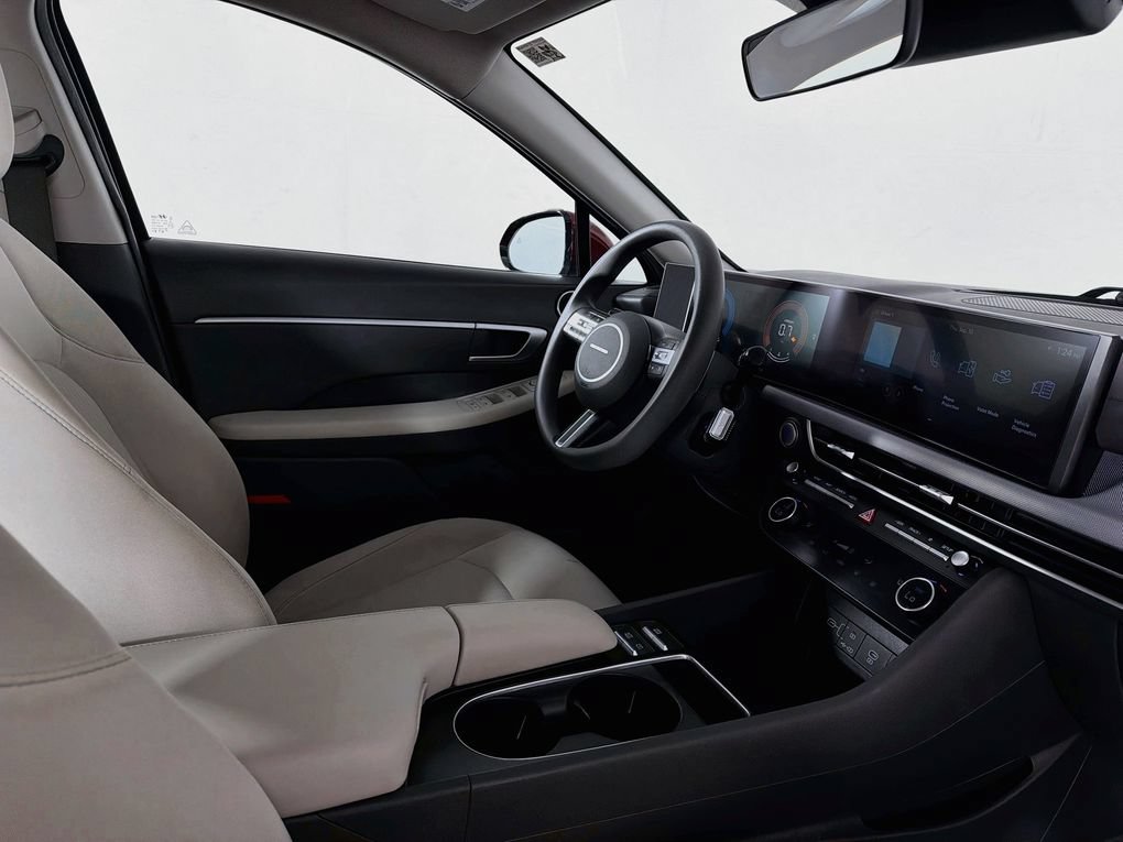 Used 2025 Hyundai Sonata SEL FWD image 35