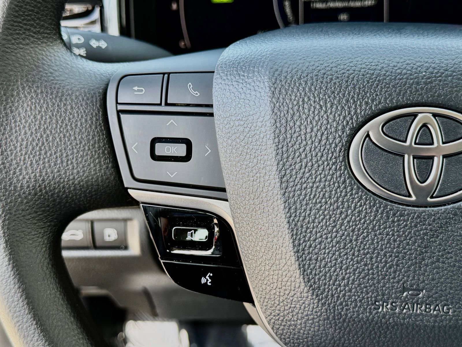 Used 2026 Toyota Camry LE w/ Convenience Package FWD image 26
