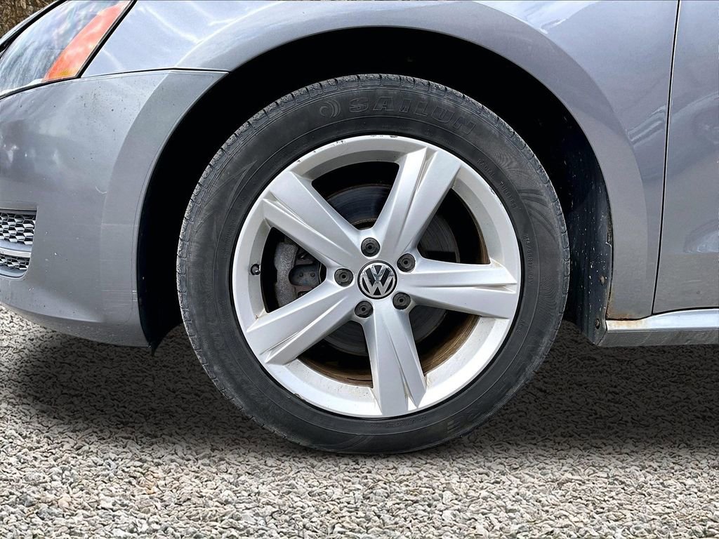 Used 2012 Volkswagen Passat 2.5 SE image 7