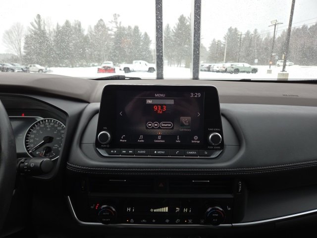 Used 2022 Nissan Rogue S image 50