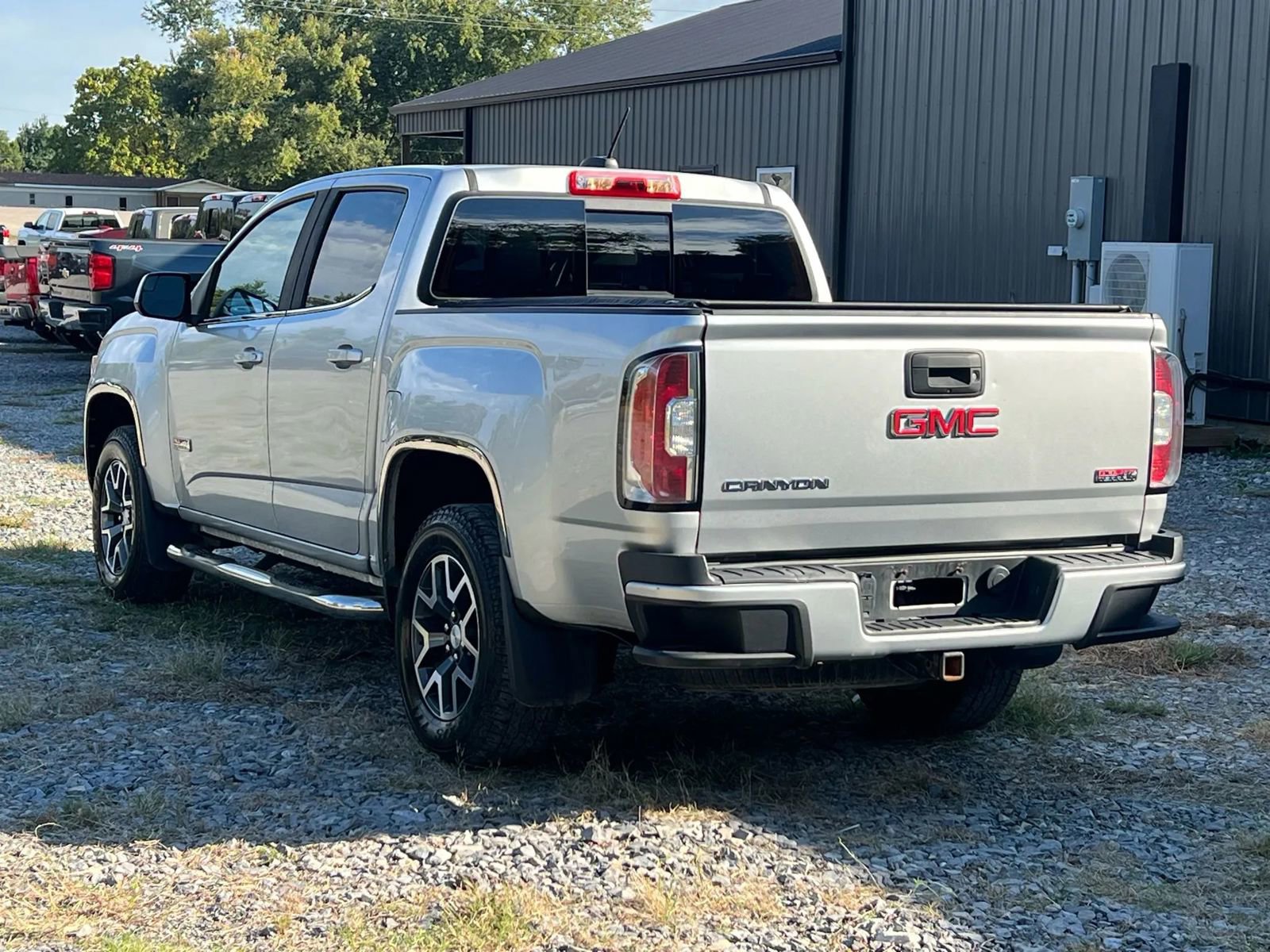 Used 2017 GMC Canyon SLE w/ All Terrain Package image 3