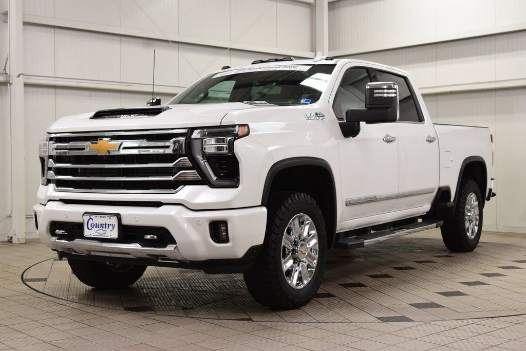 Used 2024 Chevrolet Silverado 2500 High Country w/ Technology Package image 3