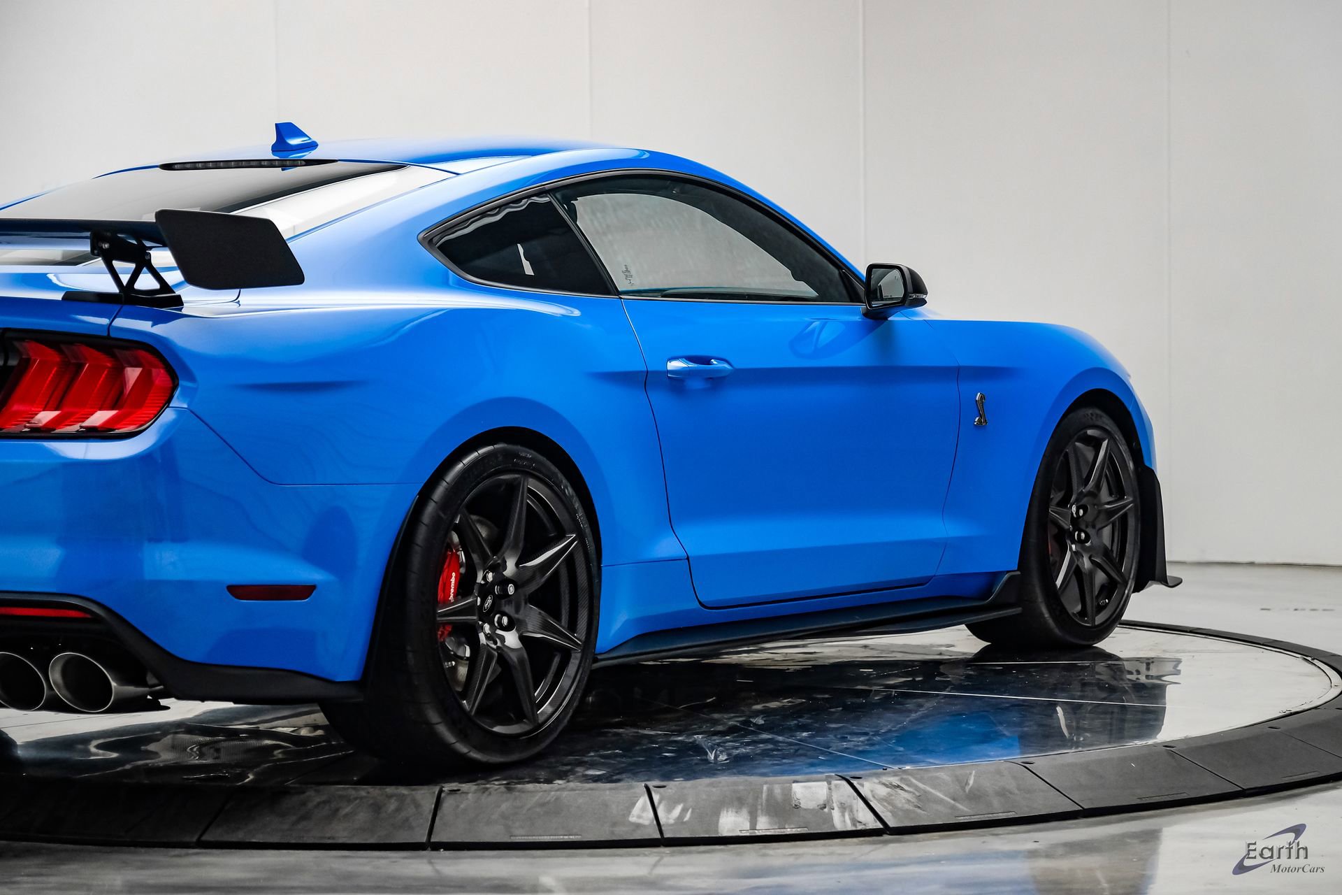 Used 2022 Ford Mustang Shelby GT500 w/ Carbon Fiber Track Pack RWD image 23