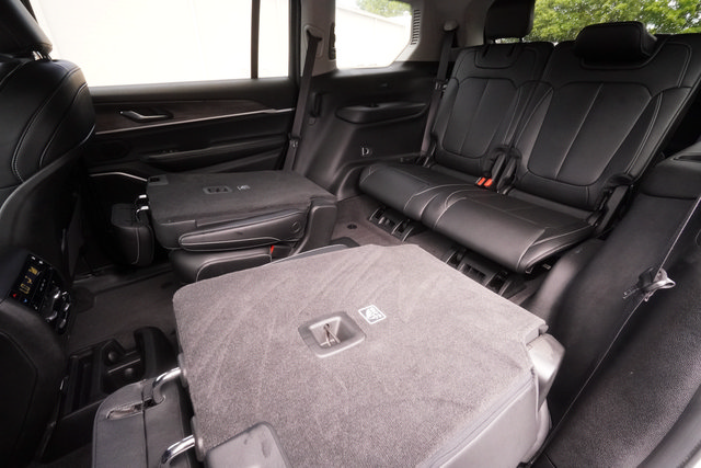 Used 2021 Jeep Grand Cherokee L Limited RWD image 26