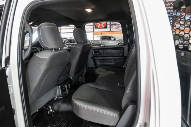 Used 2022 RAM 5500 Tradesman w/ Chrome Appearance Group AWD/4WD image 31