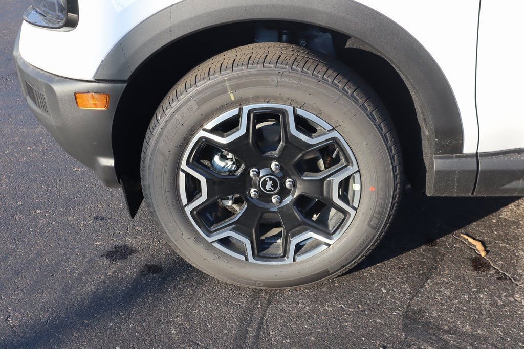 New 2025 Ford Bronco Sport Outer Banks image 17