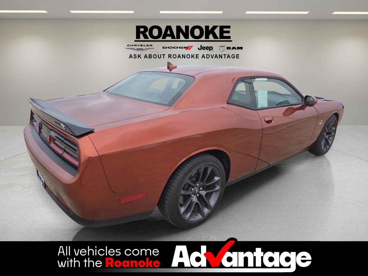 Used 2022 Dodge Challenger R/T Scat Pack image 6