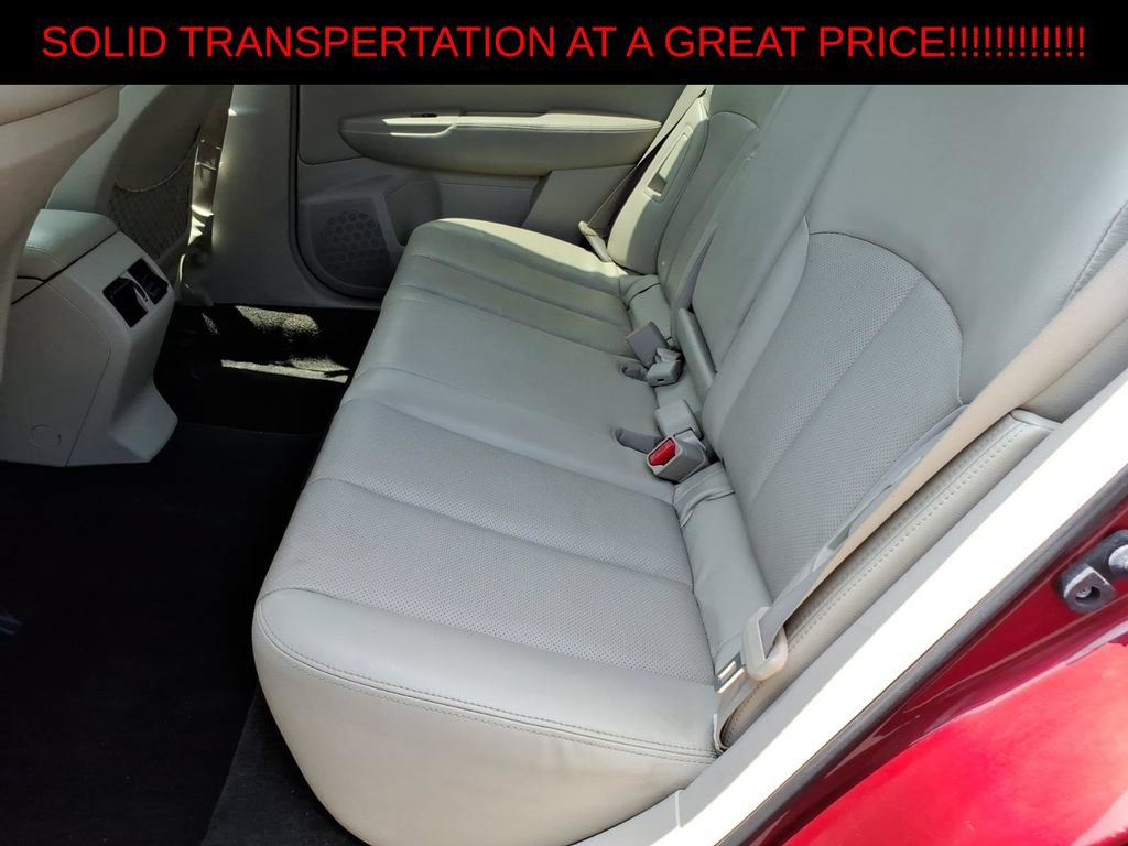 Used 2013 Subaru Outback 3.6R Limited w/ Moonroof Pkg AWD/4WD image 11