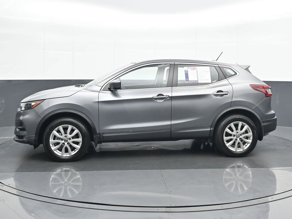 Used 2022 Nissan Rogue Sport S image 3
