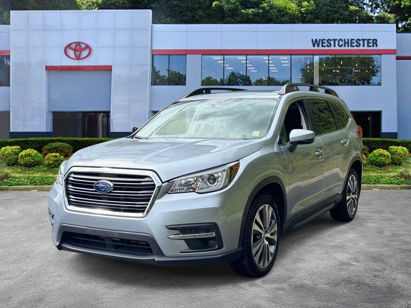 Used 2019 Subaru Ascent Premium AWD/4WD image 4