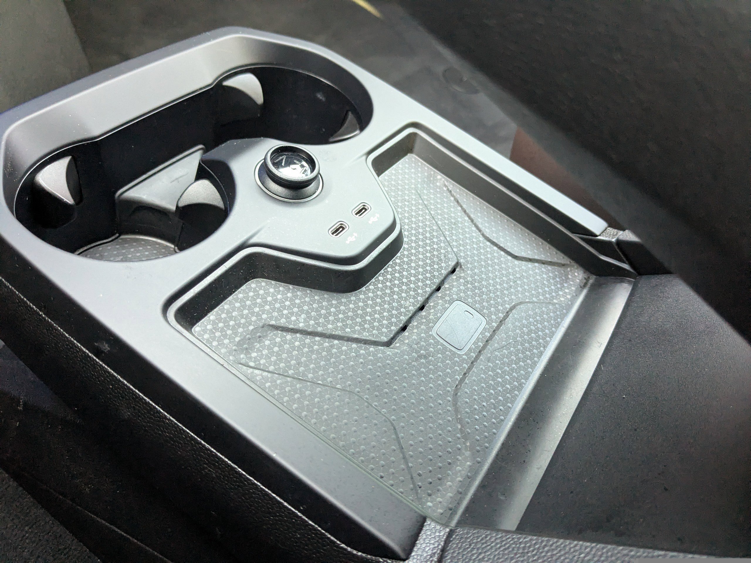 Used 2023 BMW iX xDrive50 w/ Sport Package image 28