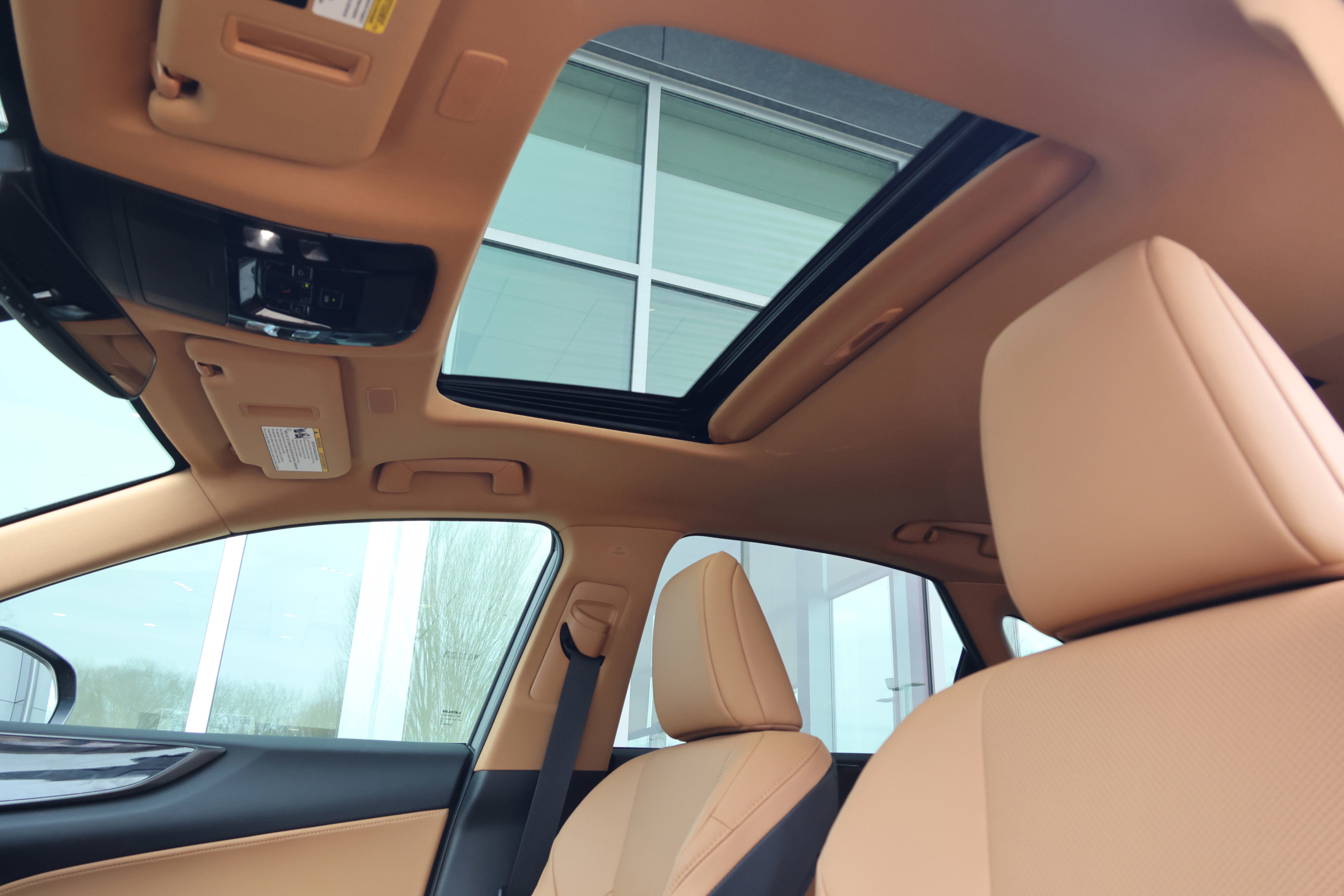 Certified 2025 Lexus NX 250 FWD w/ Cold Area Package image 33