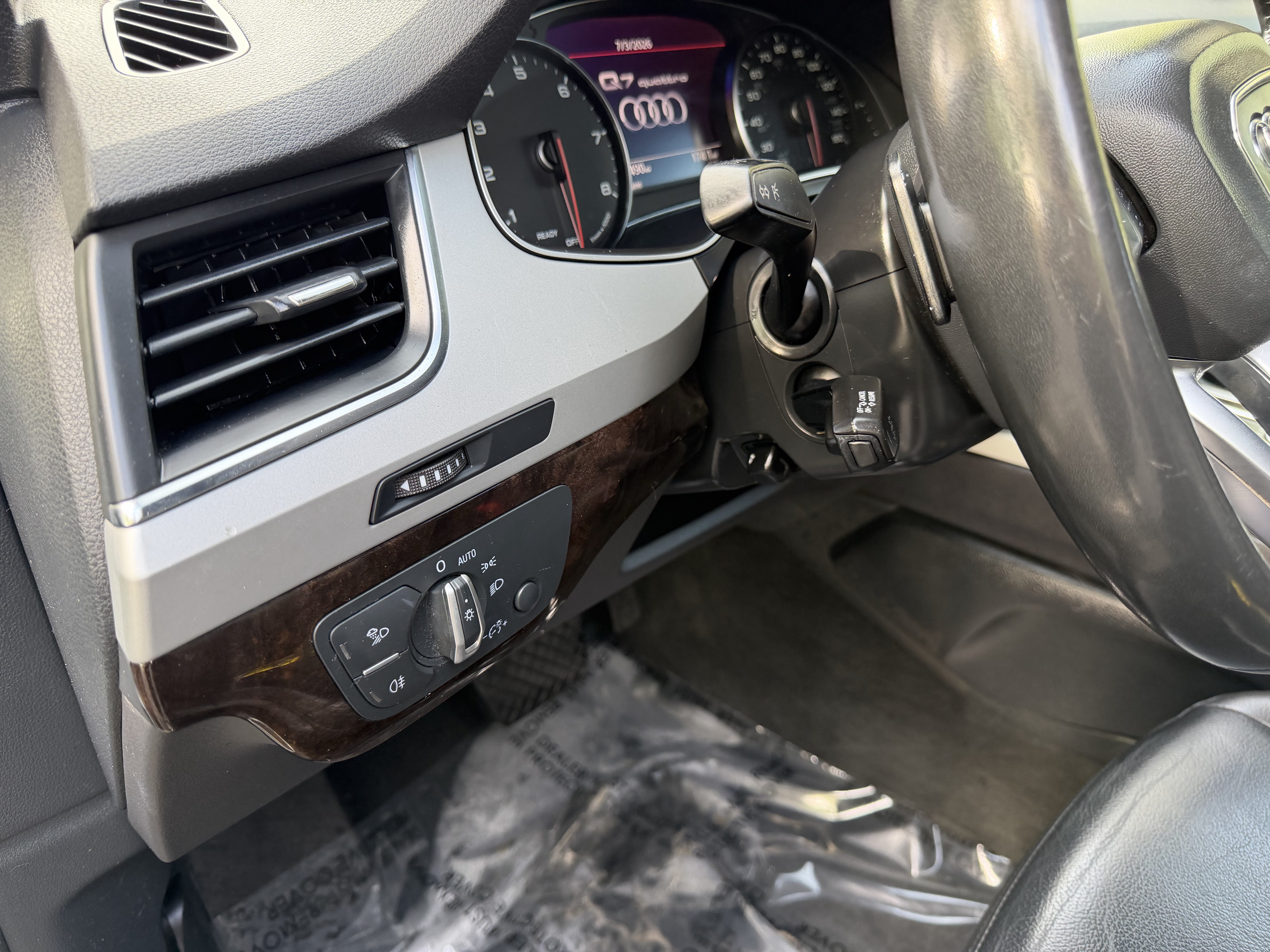 Used 2019 Audi Q7 2.0T Premium w/ Convenience Package AWD/4WD image 17