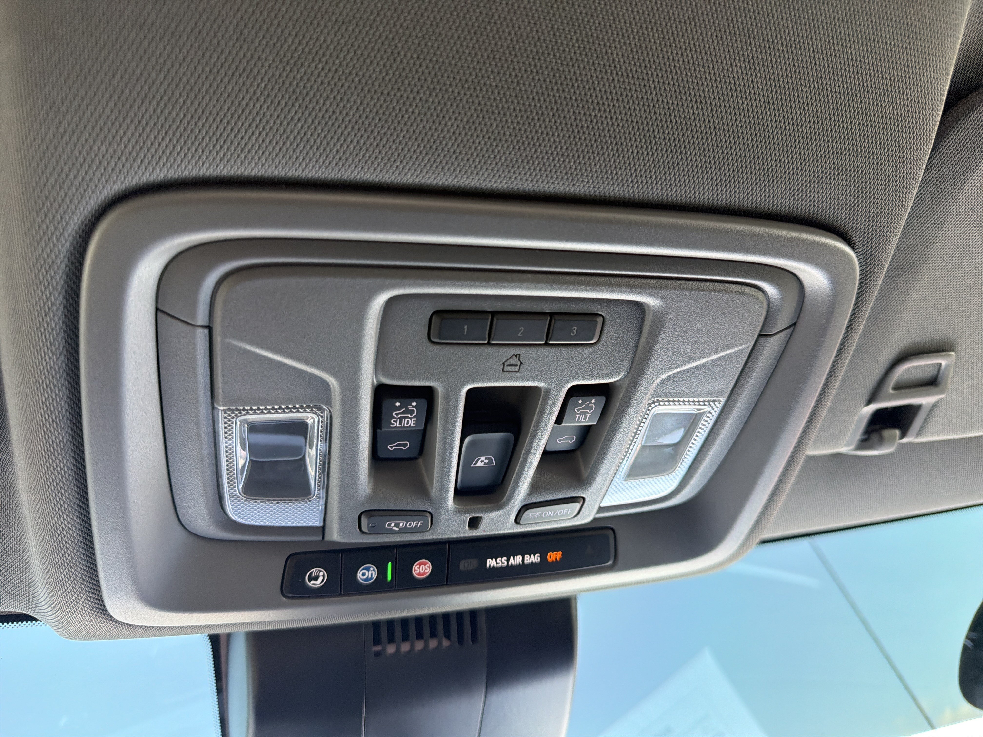 Certified 2025 GMC Sierra 1500 Elevation w/ Elevation Premium Package AWD/4WD image 24