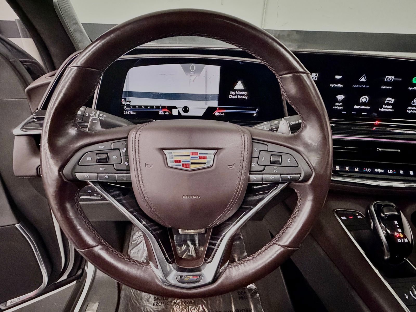 Used 2023 Cadillac Escalade ESV V image 29